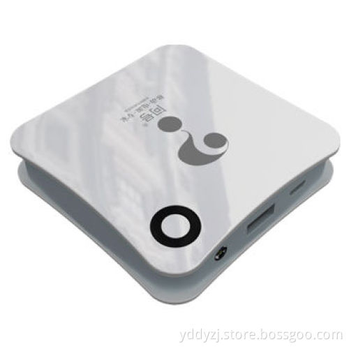 4,500mAh Power Bank with Flashlight, FCC, CE, RoHS Marks